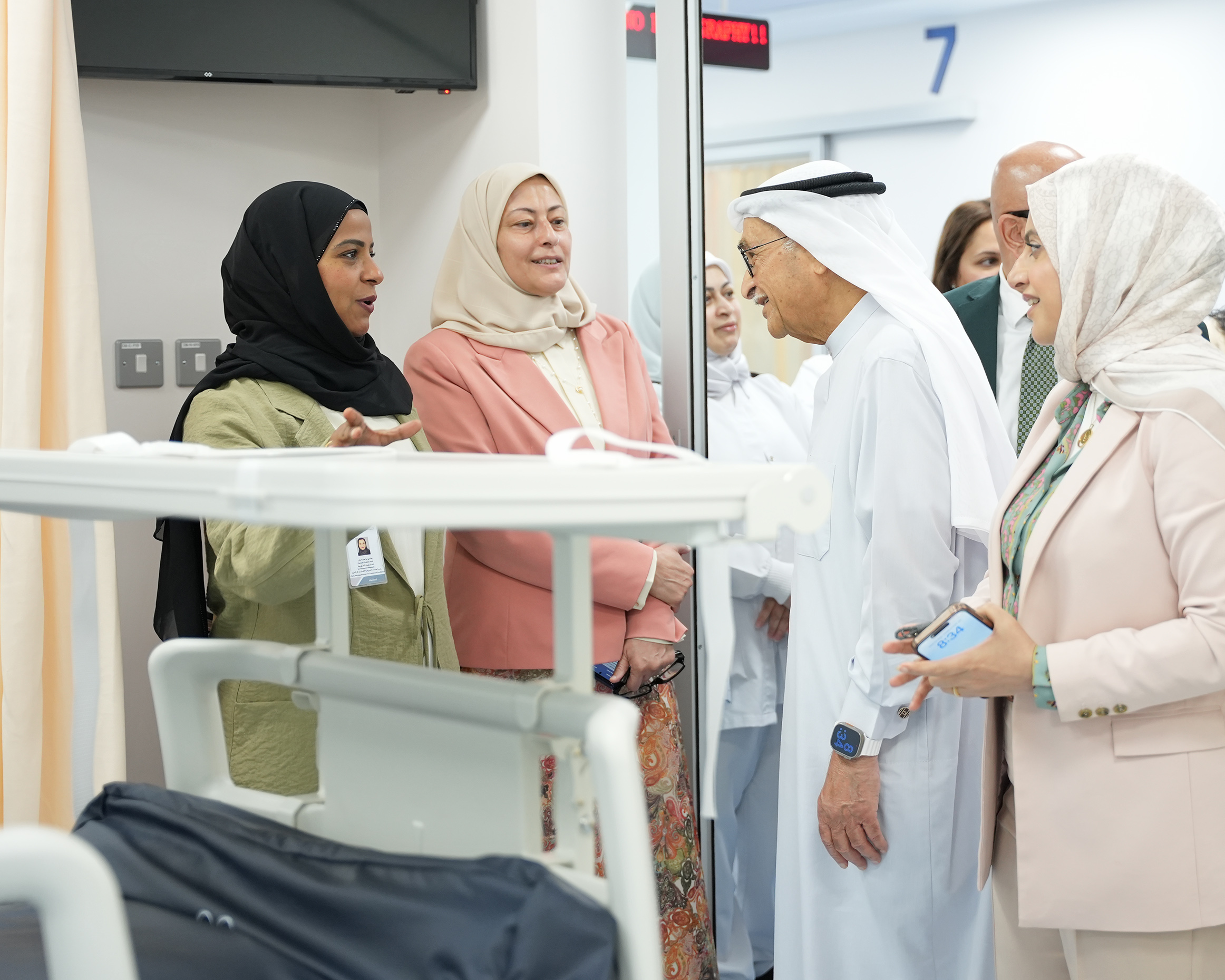 SCH Chariman inaugurates new intensive care unit at Salmaniya Medical Complex